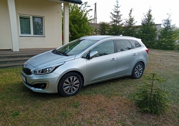 Kia Ceed cena 33900 przebieg: 242200, rok produkcji 2017 z Ziębice małe 667